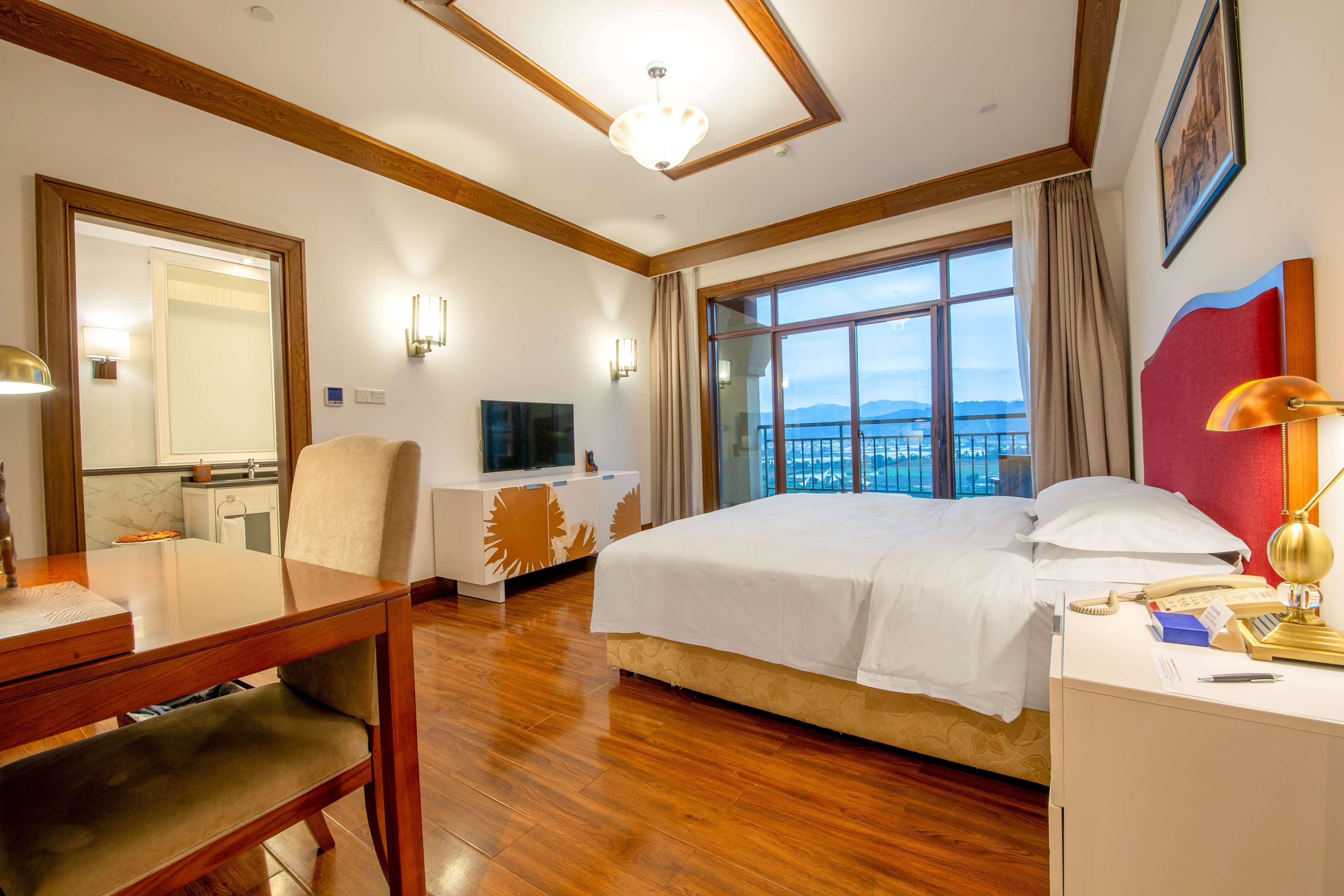 Wyndham Kunming Resort Exterior photo